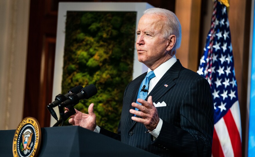 President Biden plans to sign an executive order on Tuesday that will kick off the rulemaking process for a higher minimum wage for employees of federal contractors.