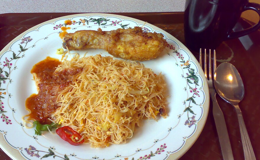 Malaysia: Wow! This meal even looks like it's served on real china. Flickr user Hewyk posted this lunch from a Malaysian hospital.