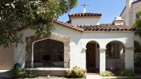 This charming 1930s Spanish Colonial Revival home located in the picturesque hillside community of Silver Lake will get a Hollywood makeover from the show’s expert crew. For the first time in its 30-year history, "This Old House" is traveling to Los Angeles to tackle a West Coast renovation project. 