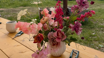 Flower Arranging 101 Workshop + Farm Tour