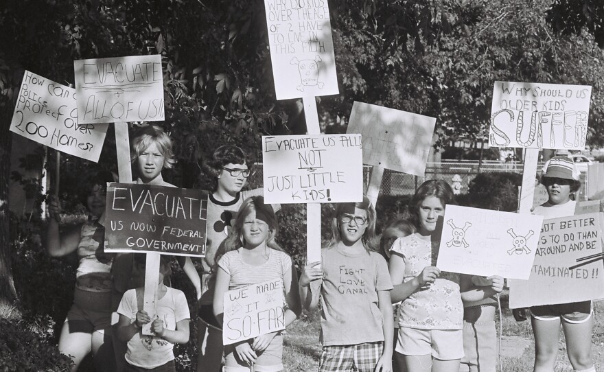 Caption: Children demonstrating for evacuation from the Love Canal neighborhood of Niagara Falls.