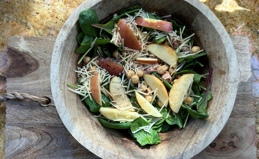 This tuna, chickpea and parmesan salad bowl packs a protein punch, which is crucial for building muscle strength.