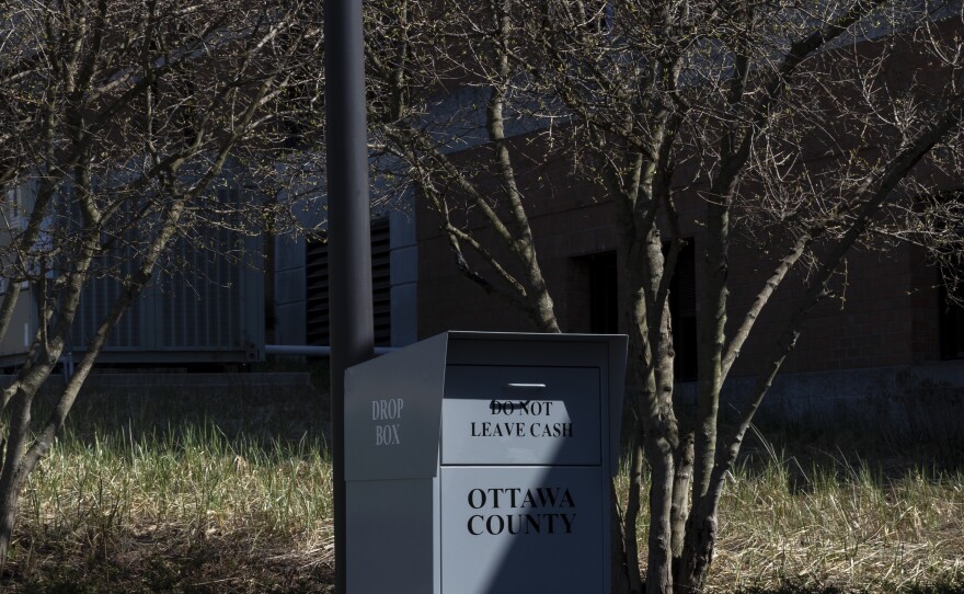 Trainee poll workers get put through their paces at the Ottawa County Clerk office.