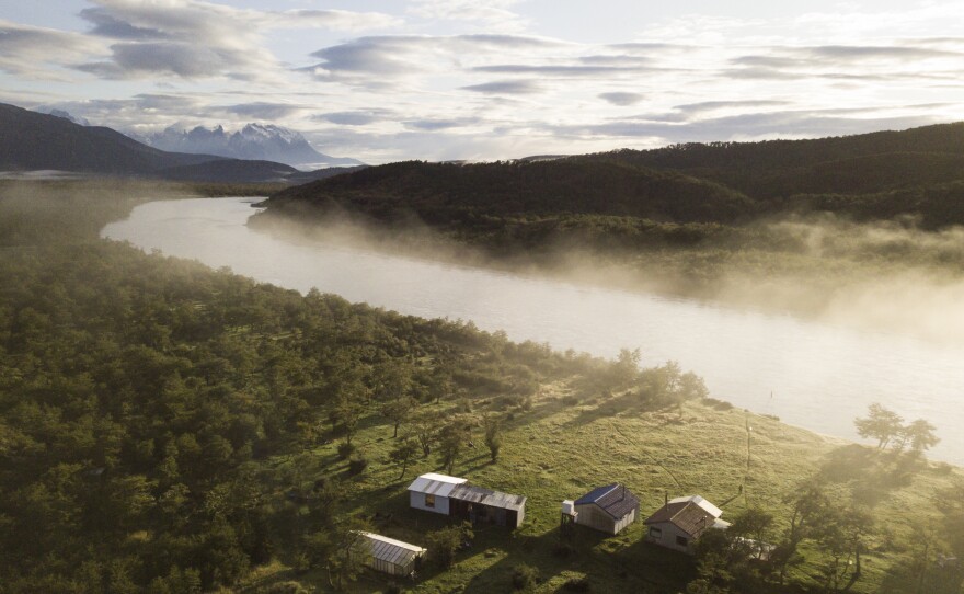 Estancia Anita is located along the Serrano River. Torres del Paine National Park is visible in the distance.