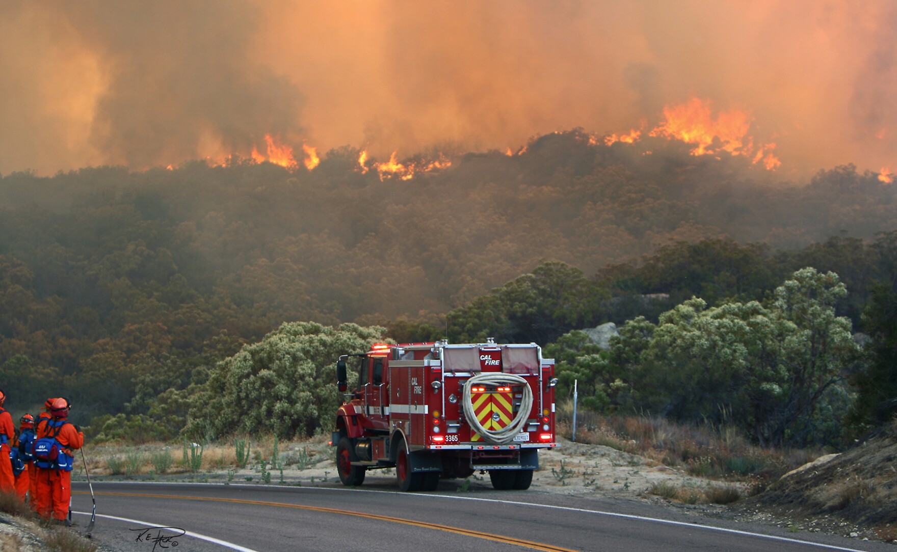 Firefighters Battling 1,650-Acre Chihuahua Fire In Warner Springs