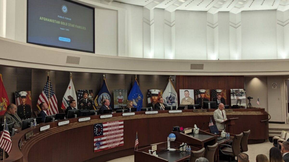 Families of fallen troops call for accountability in chaotic Afghanistan withdrawal - Vimarsana News