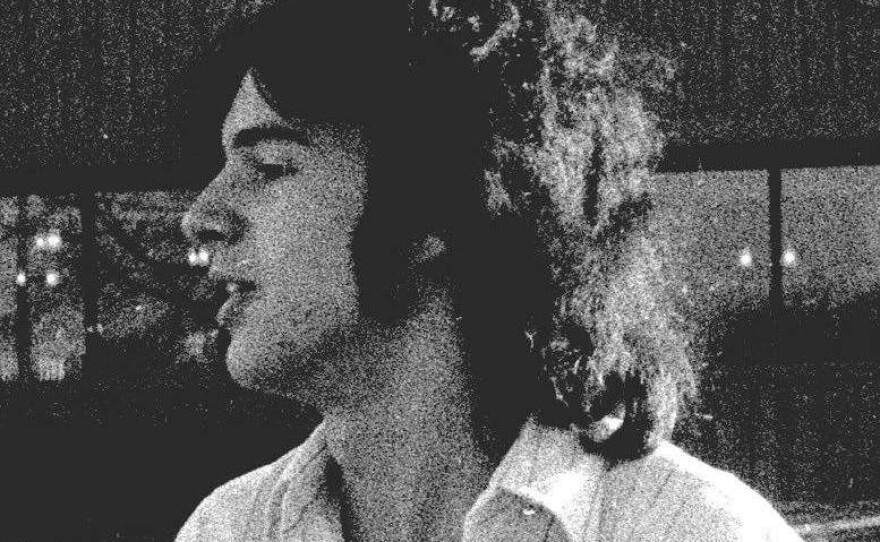 Author Michael Walker has written for <em>The</em> <em>New York Times, The</em> <em>Los Angeles Times, The Washington Post </em>and <em>Rolling Stone.</em>