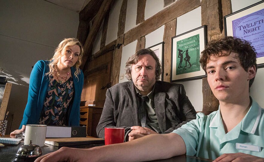 SHAKESPEARE & HATHAWAYPRIVATE INVESTIGATORS The Chimes At Midnight