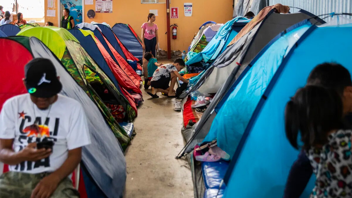 Waiting game: Asylum seekers at California border at more risk during court fight - Vimarsana News