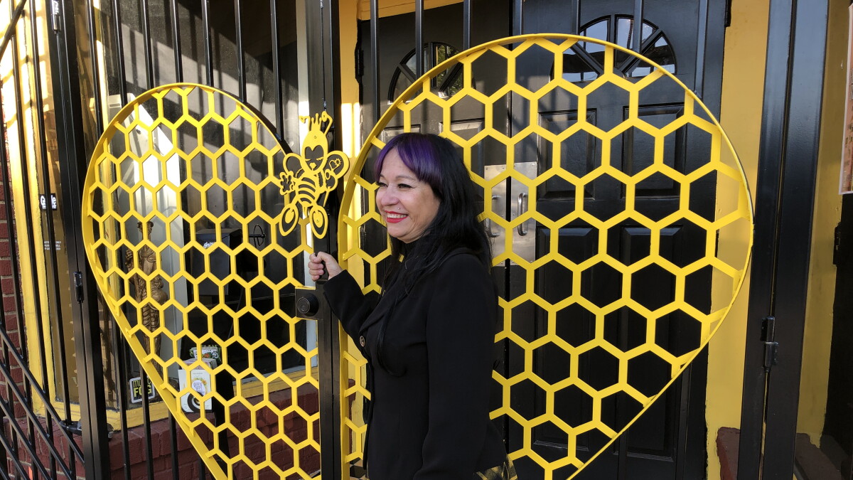 Queen Bee's celebrates 15 years in North Park - Vimarsana News