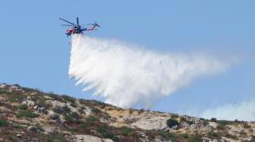 The Erikson Air-Crane has the capacity to drop up to 2,500 gallons of water at a time.