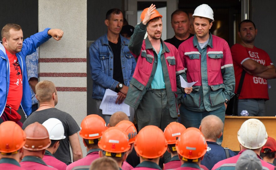 Workers of Belaruskali, Belarus' major producer of potash fertilizers, striked on Tuesday in support of anti-government protests.