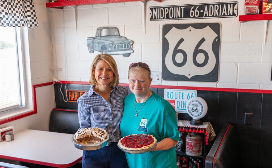 Samantha returns to Route 66 in Luther, Oklahoma and stops at Sid’s Diner.