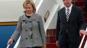 U.S .Secretary of State Hillary Clinton, who is the first U.S. secretary of state to visit Yemen in two decades, hoped to press Yemeni leaders to do more to crack down on anti-American extremism.