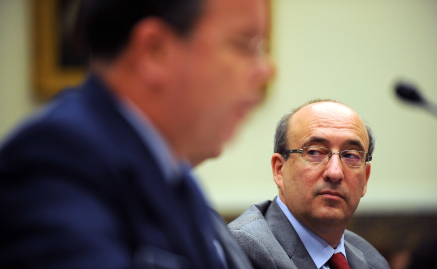 David Michaels (right), then the assistant secretary of labor for occupational safety and health, who oversaw OSHA, attends a committee hearing in 2010.