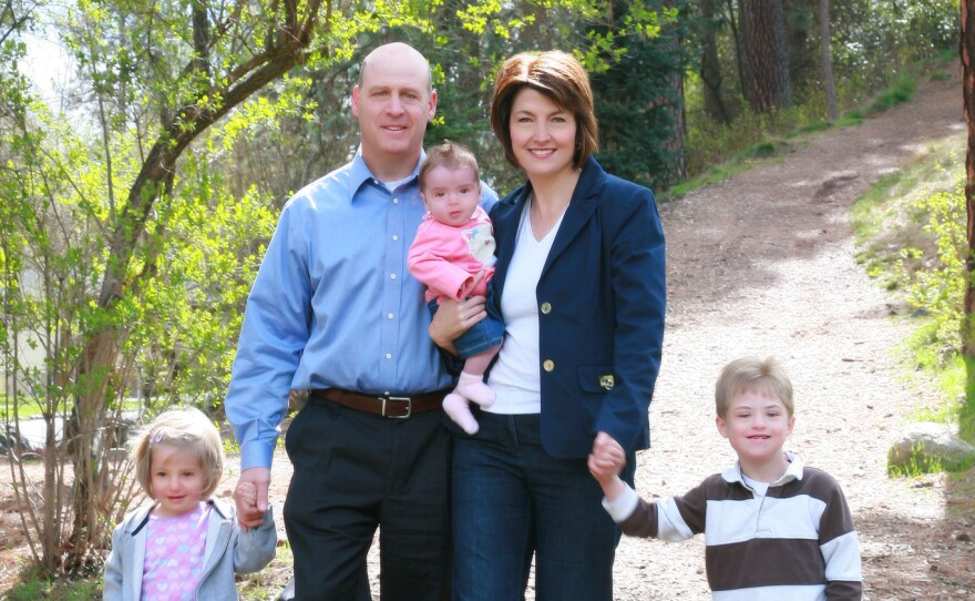 Congreswoman Cathy McMorris Rodgers with husband Brian and children Cole, right, Grace, left, and Brynn.