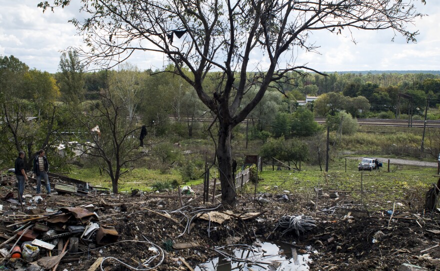 Ukrainians grieve for an 11-year-old girl killed by a Russian missile ...