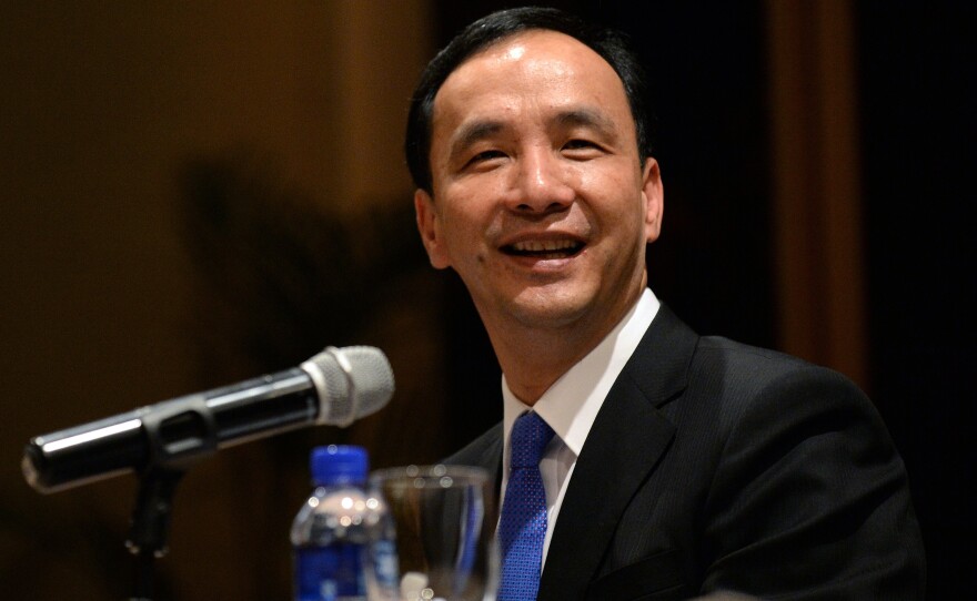 Eric Chu, presidential candidate for Taiwan's ruling Kuomintang, is trailing Tsai Ing-wen by double digits.