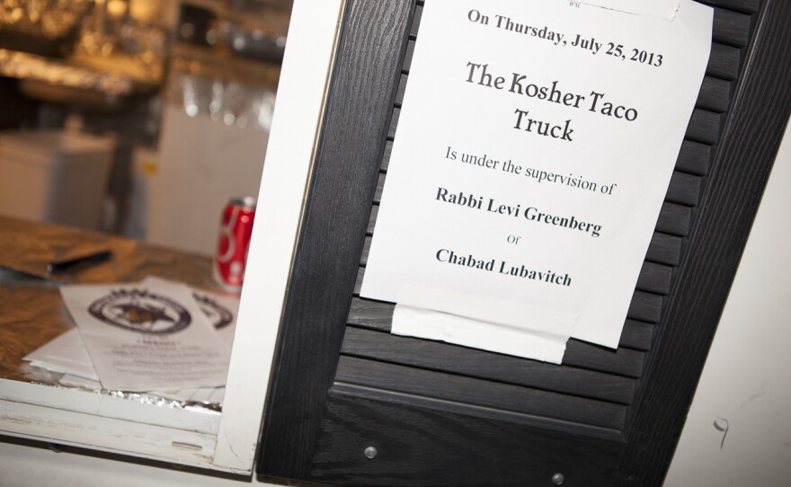 These kosher tacos come with the seal of approval from a local El Paso rabbi.