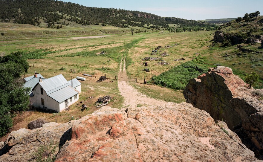 Paradise Road, Edgemont, S.D.