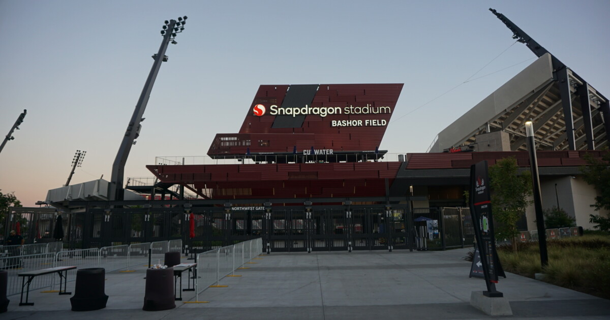 World Cup Adds Hydration Breaks and Air Conditioning While Stadium Workers Lack Same Heat Protections