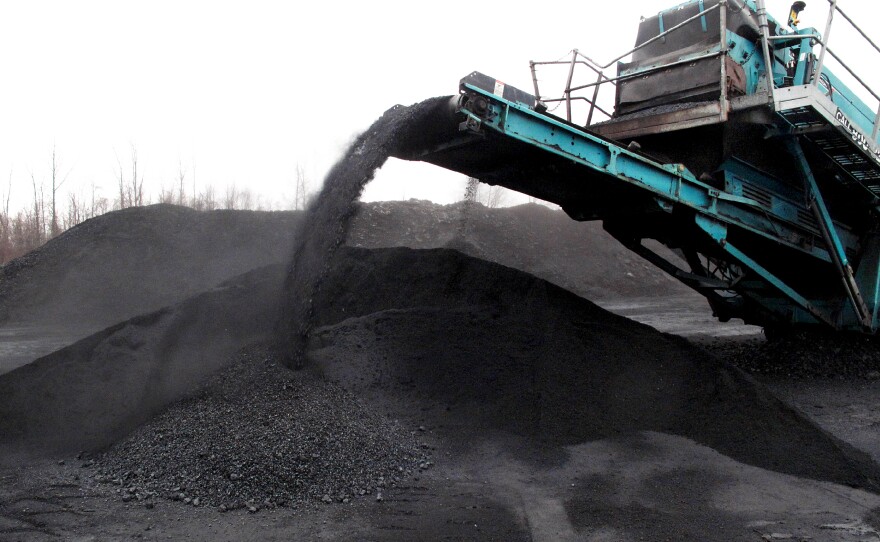 A coal separator sorts and piles up coal at the Tams mountaintop removal mine near Beckley, W.Va. The mine is operated by Southern Coal Corp., which is owned by Jim Justice.