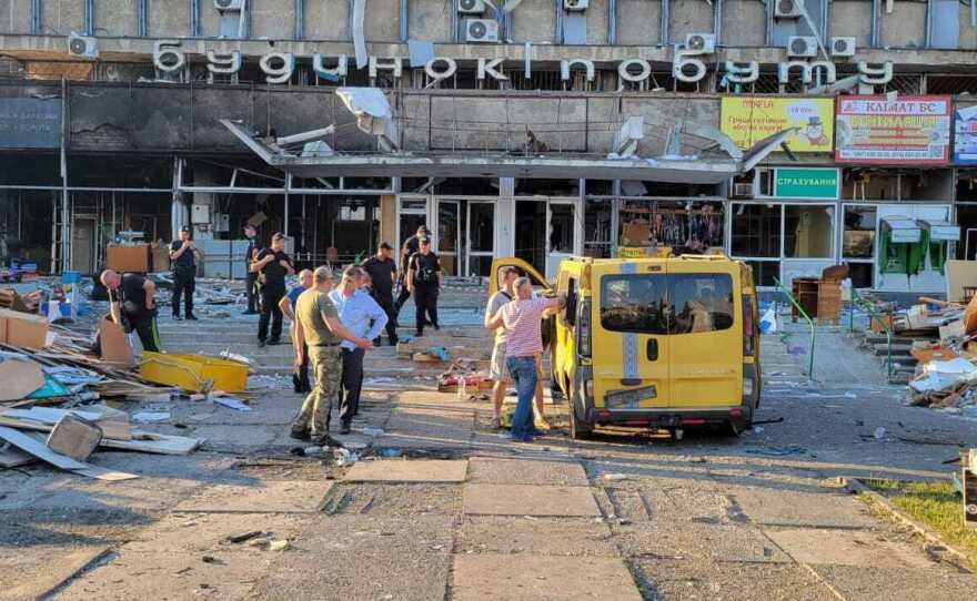 Rescue and clean-up crews scrambled late Thursday to search for victims of the Russian cruise missiles and to clear away debris in Vinnytsia.