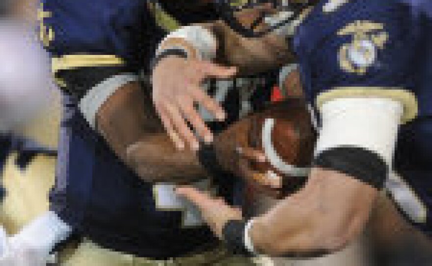 Navy quarterback Ricky Dobbs