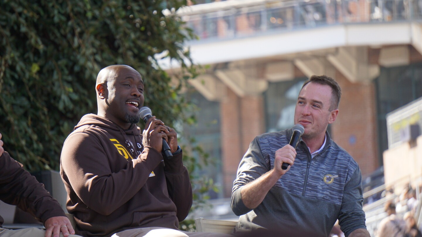 Radio announcers Tony Gwynn Jr. and Jesse Agler at Padres Fanfest.