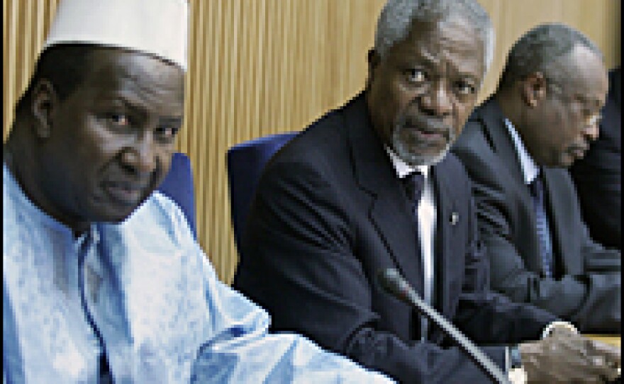 Africa Union Chairman Alpha Omar Konare (from left), U.N. Secretary-General Kofi Annan, Deputy Chairman of the African Union Commission Patrick Mazimhaka of Rwanda, and U.N. Chief for Peacekeeping Operations Jean-Marie Guehenno attend a special meeting of the AU Peace and Security Council on the Darfur crisis.
