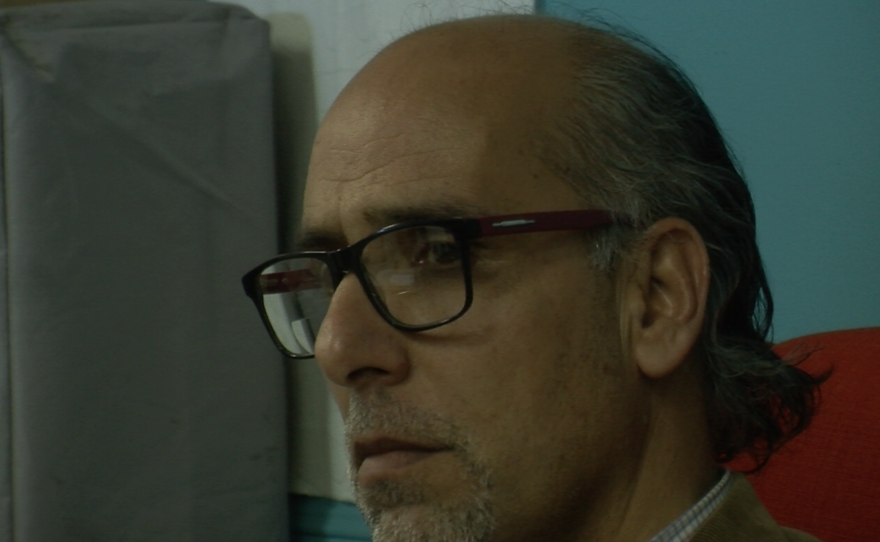 Syrian refugee Ammar Kawkab speaks about his experiences in the war-ravaged country, Jan. 25, 2017.