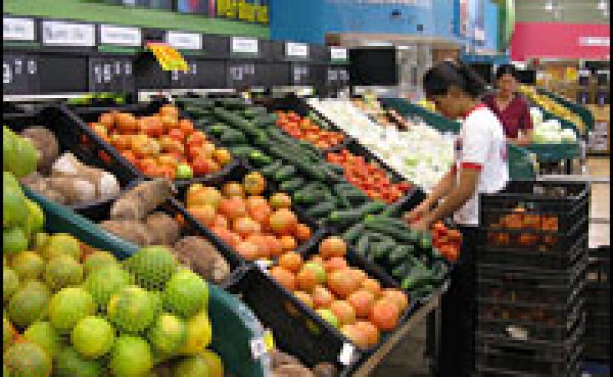 A Paiz supermarket serves an upscale neighborhood in Tegucigalpa, Honduras.