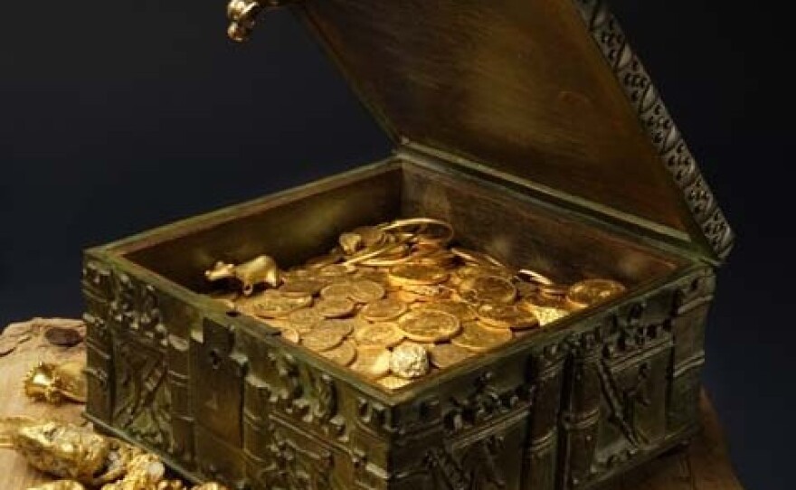 Forrest Fenn's treasure is in an ornate, Romanesque box that might be filled with gold nuggets, gold coins and other gems.