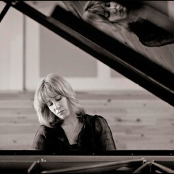 Fliter Plays Chopin
