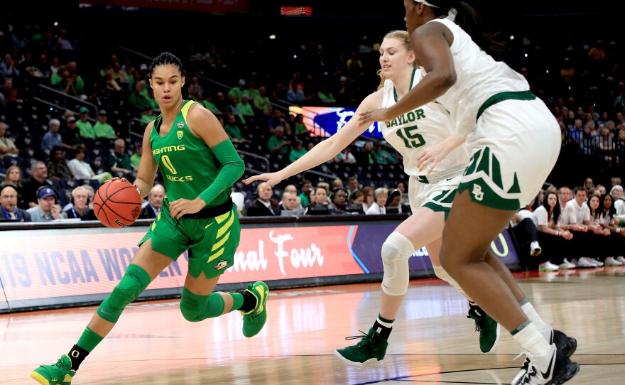 Satou Sabally of the Oregon Ducks drives to the basket against the Baylor Lady Bears during the first quarter in the semifinals of the 2019 NCAA Women's Final Four on April 5, 2019.