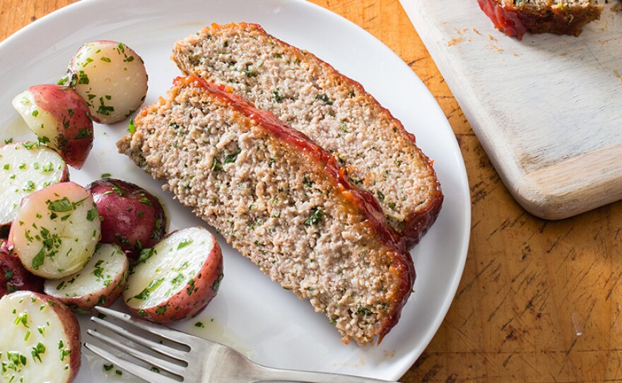 Turkey meatloaf with ketchup-brown sugar glaze. In Season 18 of AMERICA'S TEST KITCHEN, hosts Bridget Lancaster and Julia Collin Davison head into the test kitchen to bring viewers equipment reviews, taste tests, and recipes for the home cook.