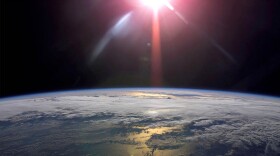 Rising Sun and Earth's horizon