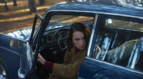 Manuela Martelli’s "Chile '76" offers a portrait of a middle-aged, bourgeois housewife named Carmen (Aline Küppenheim) who is living under Pinochet’s dictatorship in Chile.