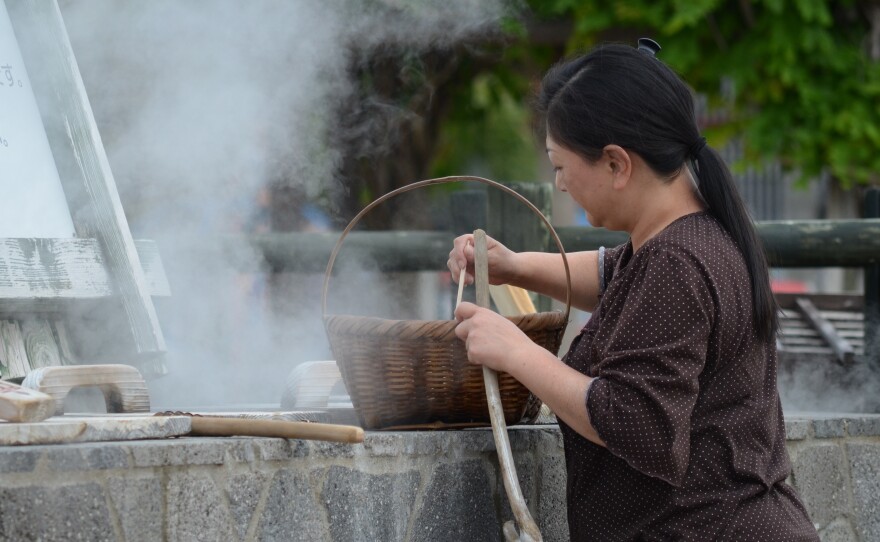 The hot water and steam from natural springs is not just for bathing — it can also be used to cook. Locals and tourists alike use the steam to cook vegetables and eggs.