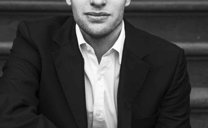 Gabriel Sherman is a contributing editor at <em>New York Magazine</em>, where he's written cover stories on media, politics and business.