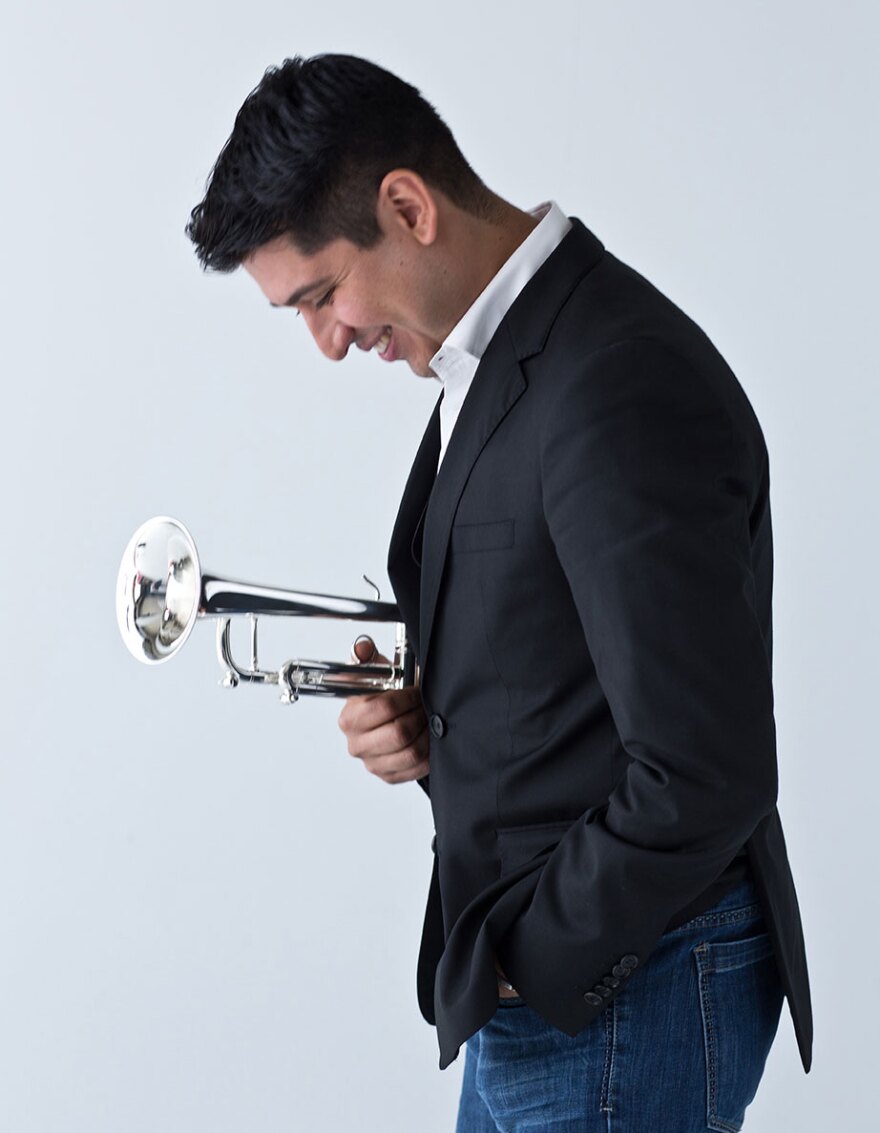 PachoFlores3-juan-martinez.jpg