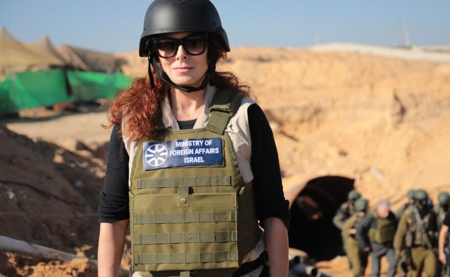 On a recent trip to Israel, <em>Will and Grace</em> star Debra Messing toured sites of Hamas' attack and met with survivors and family members of hostages.