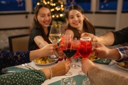 Christmas Day Premier Dinner Cruise in San Diego