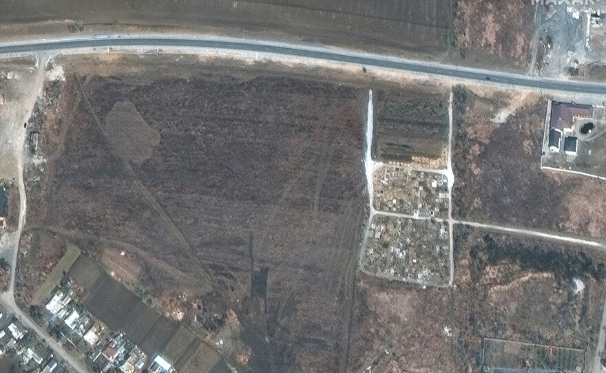 March 23, 2022: overview of the cemetery and the early expansion of graves.