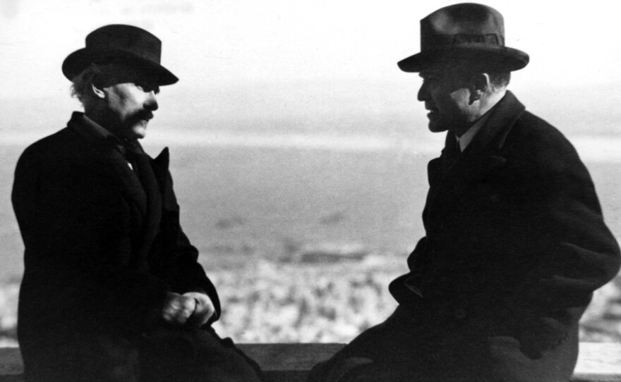 Arturo Toscanini and Bronislaw Huberman.