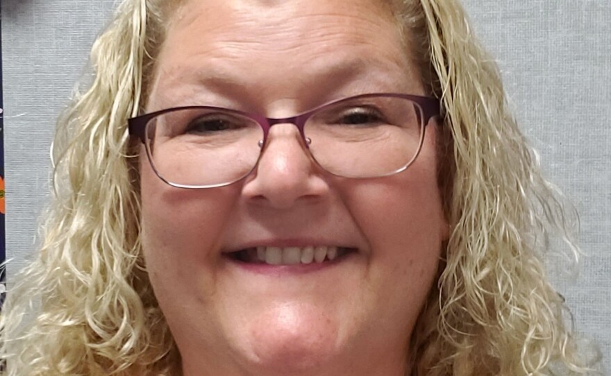 Paula Stephens teaches first grade.