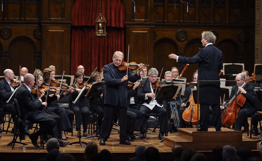 The Cleveland Orchestra played a concert featuring the violins, and honoed the work of violinmaker Amnon Weinstein. Violin virtuoso Shlomo Mintz was the featured soloist during this performance, led by Cleveland Orchestra Music Director Franz Welser-Möst as part of the opening of the Milton and Tamar Maltz Center for the Performing Arts at Case Western Reserve University.