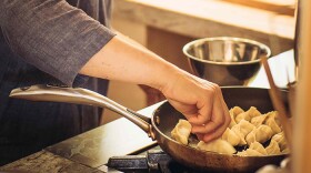 A scene from THE MIGRANT KITCHEN "Omotenashi" featuring Sonoko Sakai.