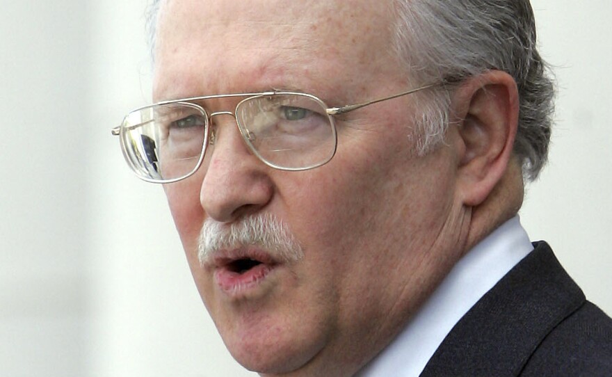 Alabama Supreme Court Justice Tom Parker speaks on the steps of the state judicial building on April 5, 2006, in Montgomery, Ala.