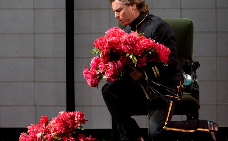 Roberto Alagna as Pinkerton in Puccini’s “Madama Butterfly.”